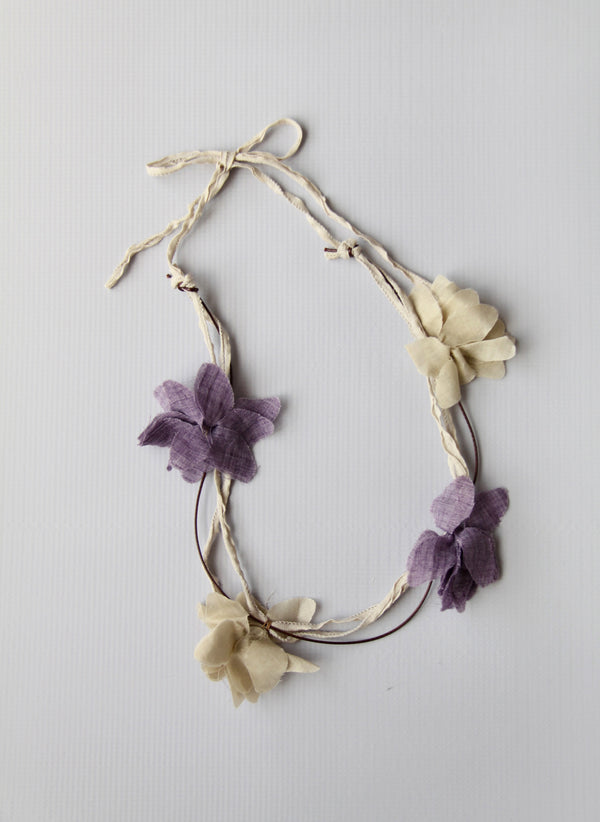 Girls Flower Necklace in Violet